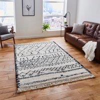 Black and White Boho 5402 Rug Black/White