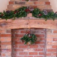 Artificial Frosted Berry Mantel Garland