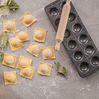 World Gourmet Round Pasta Mold Silver