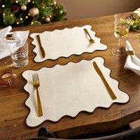 Set of 2 Embroidered Edge Scalloped Placemats