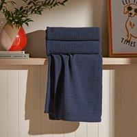 Mini Grid Fleece Throw Blanket 130cm x 180cm