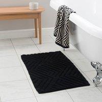 Tufted Geometric Bath Mat
