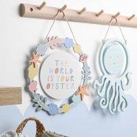 Petit Cheri The World is Your Oyster Hanging Wreath