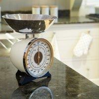 KitchenCraft Vintage-Style Mechanical Kitchen Scales with Bowl