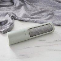 Lint Roller Twist and Roll
