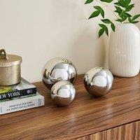 Hotel Set of 3 Chrome Decorative Balls