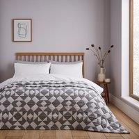 Finn Geo Bedspread