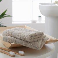 Set of 2 Catherine Lansfield Anti Bacterial Face Cloths