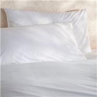 100% Egyptian Cotton 220 Thread Count Standard Pillowcase Pair