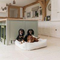 Lords and Labradors Boucle Box Dog Bed