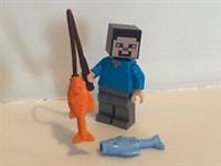 LEGO MINECRAFT STEVE + 2 FISHES FROM SET 21134 (min048)
