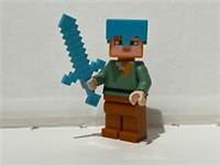 LEGO MINECRAFT ALEX + DIAMOND PICK-AXE & HELMET FROM SET 21142 (min062)