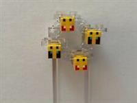 LEGO MINECRAFT 2 FRIENDLY & 2 ANGRY BEES FROM SET 21165 (ULTRA RARE)