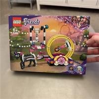 Lego Friends 41686 Magical Acrobatics Brand New Sealed Box BNIB Stella Olivia