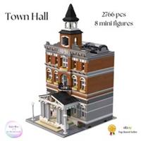 Build Blocks CREATOR - Town Hall | 2766pcs + 8 Figures (10224) ABS Plastic Kit