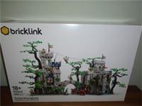 Lego Bricklink 910043 - Forest Stronghold - NEW Sealed in Box