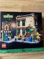 Lego Ideas 123 Sesame Street 21324 Brand New Boxed Never Opened Retired Set