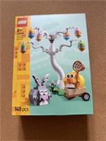 LEGO EASTER BUNNY AND CHICK EGG HUNT 40808 BRAND NEW AND SEALED