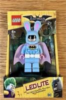 Lego The Batman Movie Batman Bunny Suit Minifigure Keychain Led Lite Rare