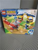 LEGO Sonic: Tails' Workshop and Tornado Plane (76991)