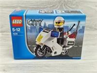 Lego City 7235 New Boxed Police Officer And Motorbike 2005 Retired Release