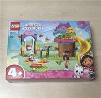 LEGO 10787 Gabby's Dollhouse Kitty Fairy's Garden Party Retired New and Sealed