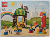 LEGO 40529 Promotional: Children's Amusement Park GWP, Brand New, Sealed.