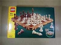 Lego 40719 - Traditional Chess Set - New & Sealed - Some Box Imperfections