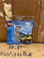 Lego City Set 30229 Repair Lift Brand New Sealed Polybag