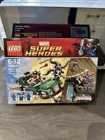 Lego 76004 Super Heroes Spider-Man: Spider-Cycle Chase Set