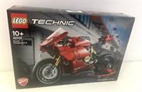 LEGO Sealed NEW Technic Ducati Panigale V4 R Motorbike Model Set - 42107 BD77