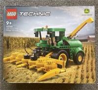 LEGO TECHNIC John Deere 9700 Forage Harvester 42168 New and Sealed