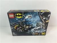 Lego Batman Mr Freeze Batcycle Battle 76118 DC Retired - Brand New (1004)