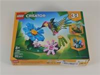 LEGO Creator 3in1 Wild Animals: Colourful Hummingbird - Bird Toy Transforms