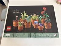 LEGO Botanicals 10329 Tiny Plants - Brand New In Sealed Box