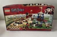 LEGO HARRY POTTER: Quidditch Match 4737 New Factory Sealed Damaged Box
