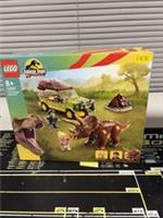 LEGO Jurassic Park (76959) Triceratops Research Toy Set - NEW