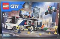 LEGO CITY: Police Mobile Crime Lab Truck (60418)