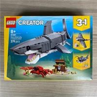 FIERCE SHARK WITH A TREASURE CHEST LEGO CREATOR 31381 SEALED 379 PIECES TOY