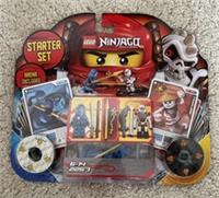 Lego Ninjago Spinjitzu Starter Set Blister Pack 2257SEALED ON CARD, 2011 Retired