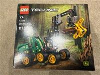 Lego Technic 42218 John Deere 1470H Wheeled Harvester Toy for Ages 7+