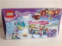 LEGO Friends 41319 Snow Resort Hot Chocolate Van with Mia and Amanda New Boxed