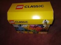 Lego Classic Creative Building Set (10702) - SEE PHOTOS/DAMAGED BOXES - NEW