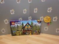 LEGO FRIENDS 41683 FOREST HORSEBACK RIDING CENTRE NEW AND SEALED