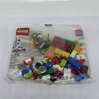 LEGO 9338 Small polybag set. Brand New Sealed