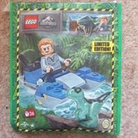 LEGO Jurassic World Owen with Swamp Speeder and Raptor Building Set 122331