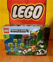 NEW SEALED LEGO Minecraft 21158 Panda Nursery Retired Set