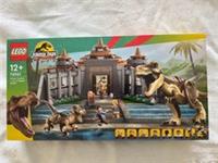 Lego Jurassic World Visitor Centre: T Rex & Raptor Attack 76961