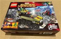 LEGO Marvel: Captain America Vs. Hydra (76017) FREE POSTAGE