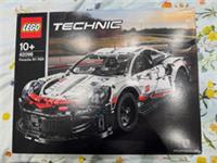 Lego Technic Porsche 911 RSR 42096